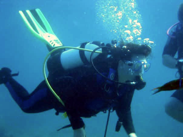 Alex diving in Cyprus in 2007 during her Advanced course